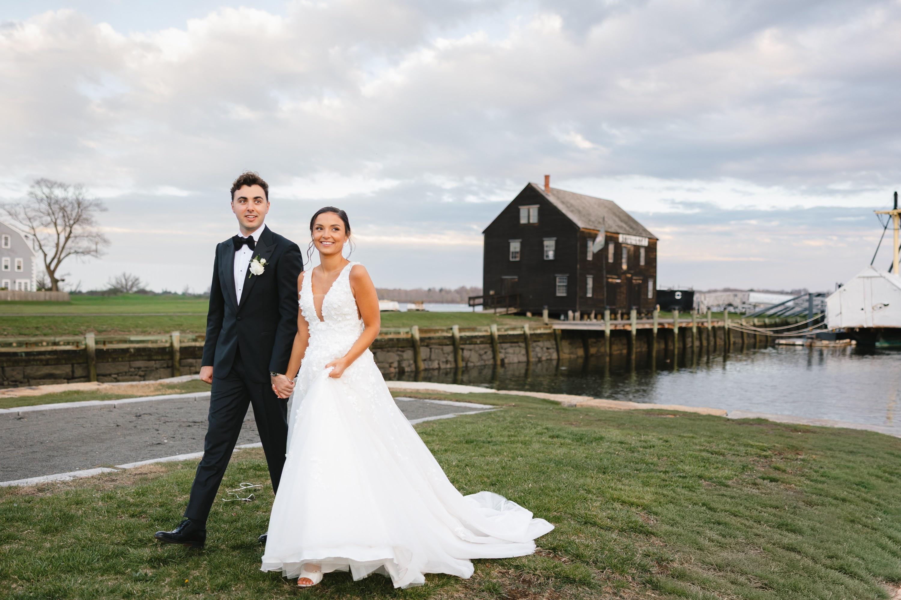 carousel-hero-element image-1